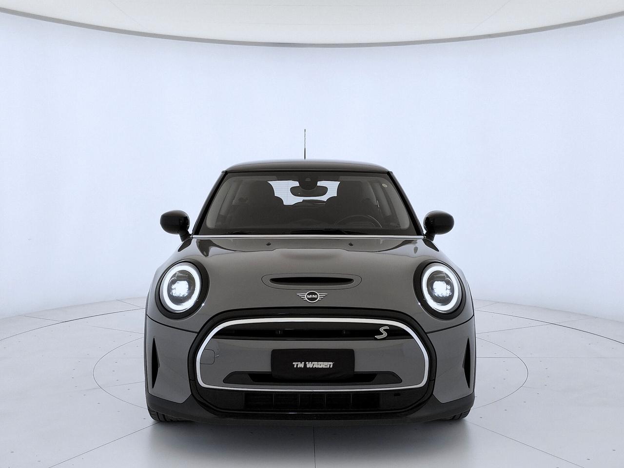 Mini Full Electric Cooper SE Classic - NEOPATENTATI
