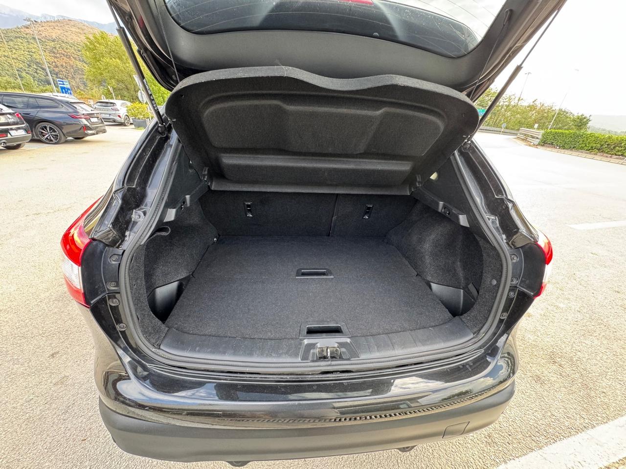 Nissan Qashqai 1.5 dCi Tekna, Tetto Panoramico, camera 360°, ecc