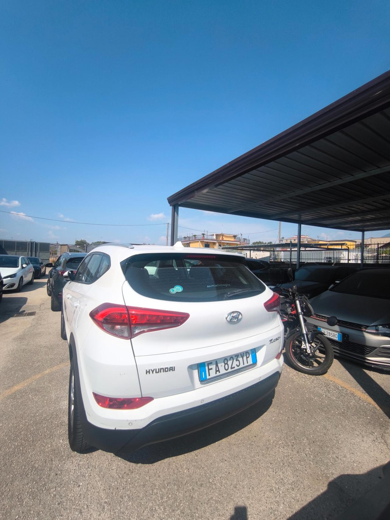 Hyundai Tucson 1.7 CRDi Comfort bluetooth