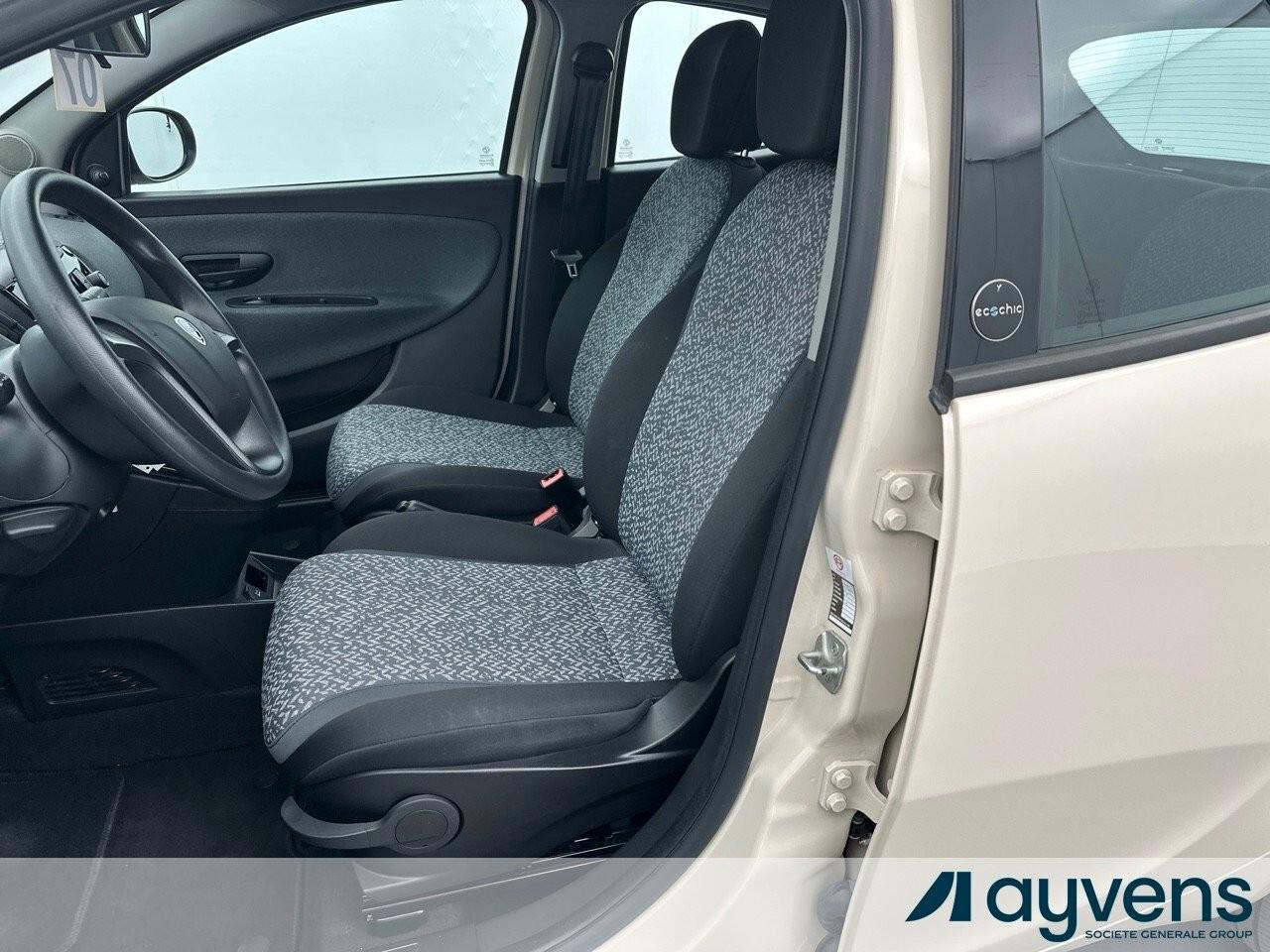 Lancia Ypsilon 1.0 Hybrid *2021* NOLEGGIO LUNGO TERMINE