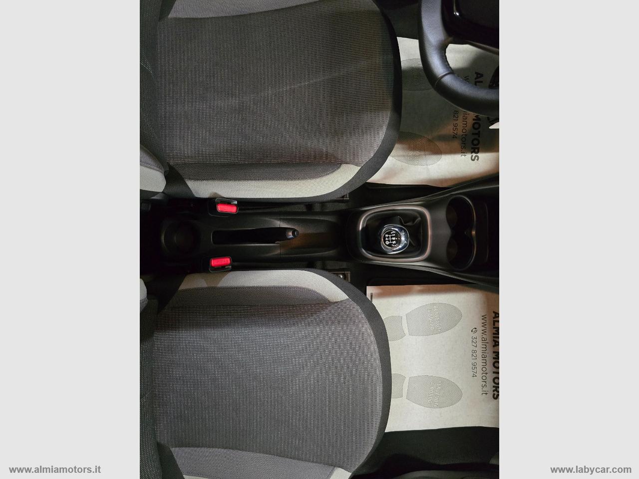 TOYOTA Aygo Connect 1.0 VVT-i 72 CV 5p. x-play