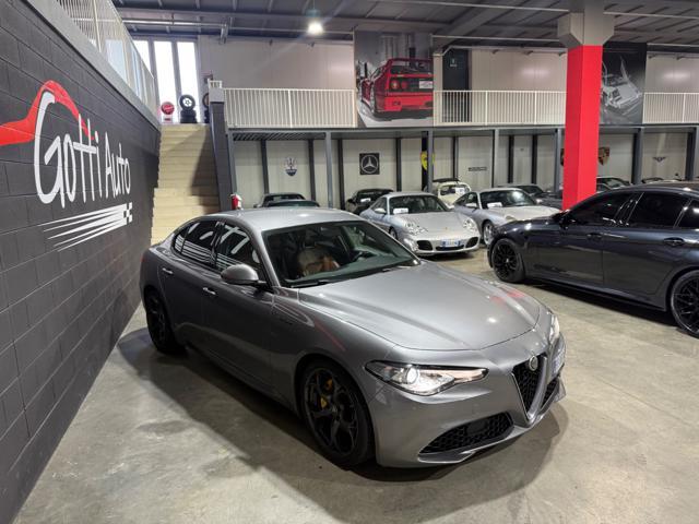 ALFA ROMEO Giulia MANUALE CERCHI DA 19 DOPPIO SCARICO