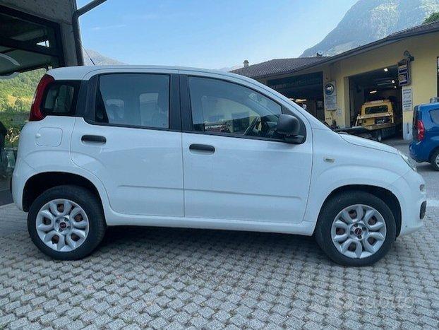 Fiat Panda 0.9 TwinAir Turbo Natural Power Lounge