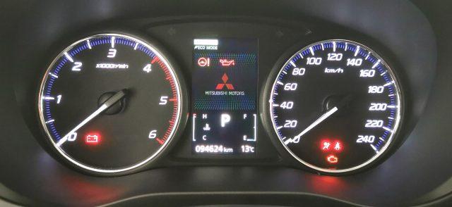 MITSUBISHI Outlander 2.2 DI-D 4WD Instyle 5p.