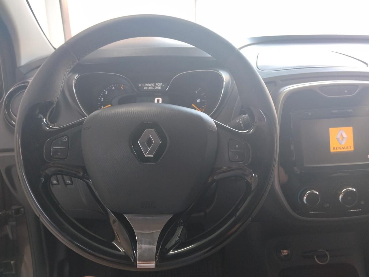 Renault Captur 1.5 diesel 2017 CON GARANZIA