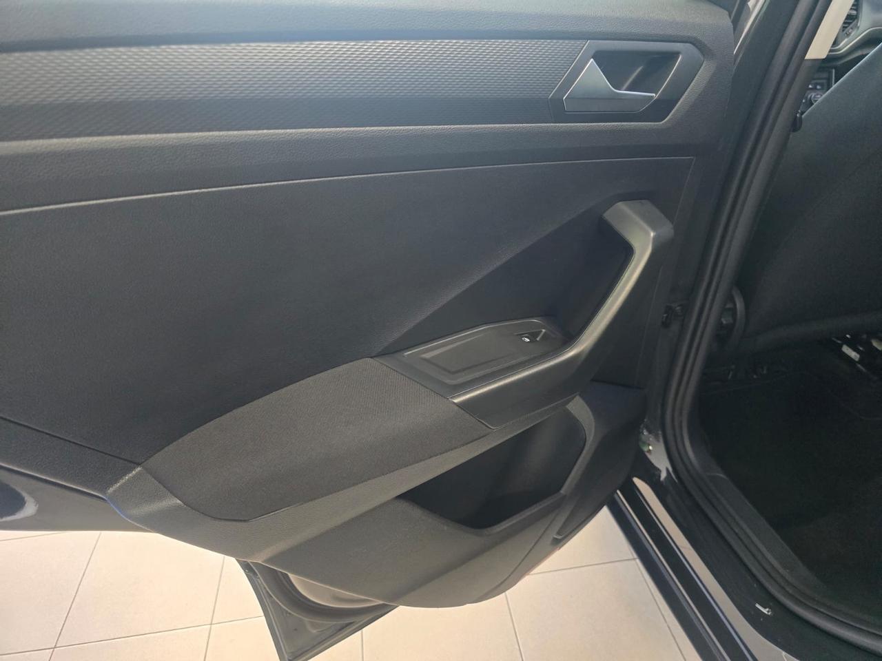 Volkswagen T-Roc 1.6 TDI SCR Advanced BlueMotion Technology