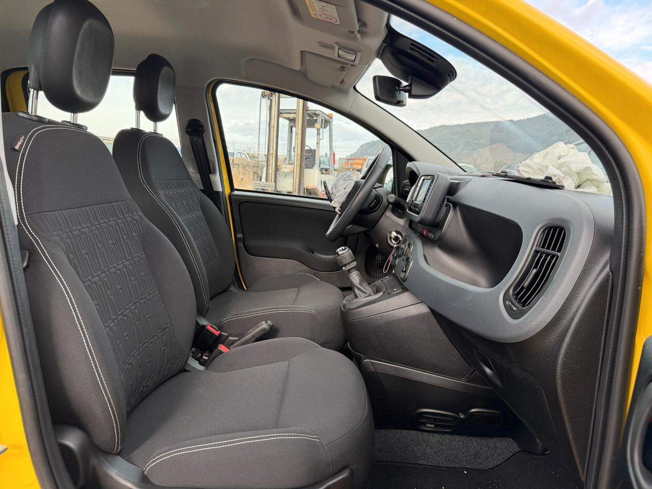 FIAT PANDINA 2025 1.0 HYBRID 70 CV *SINISTRATA