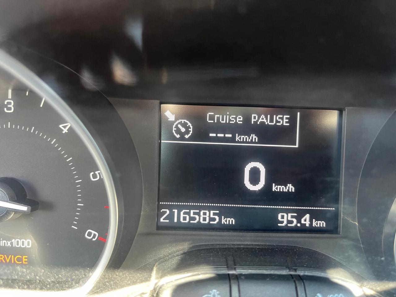 Peugeot 208 BlueHDi 75 5 porte Allure