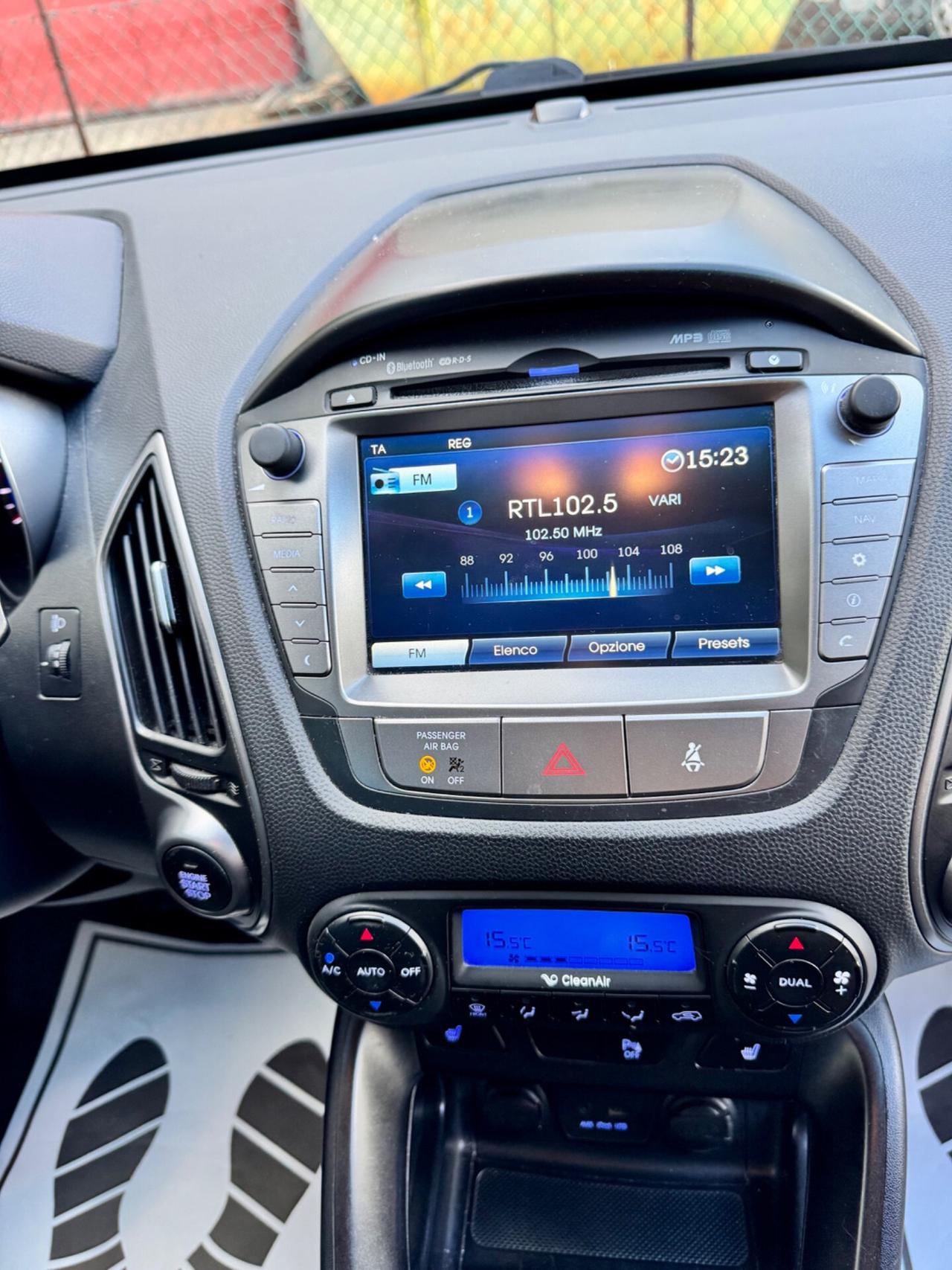 Hyundai iX35 1.7 CRDi 2WD Xpossible