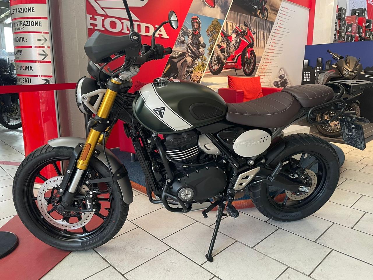 Triumph Scrambler 400 x