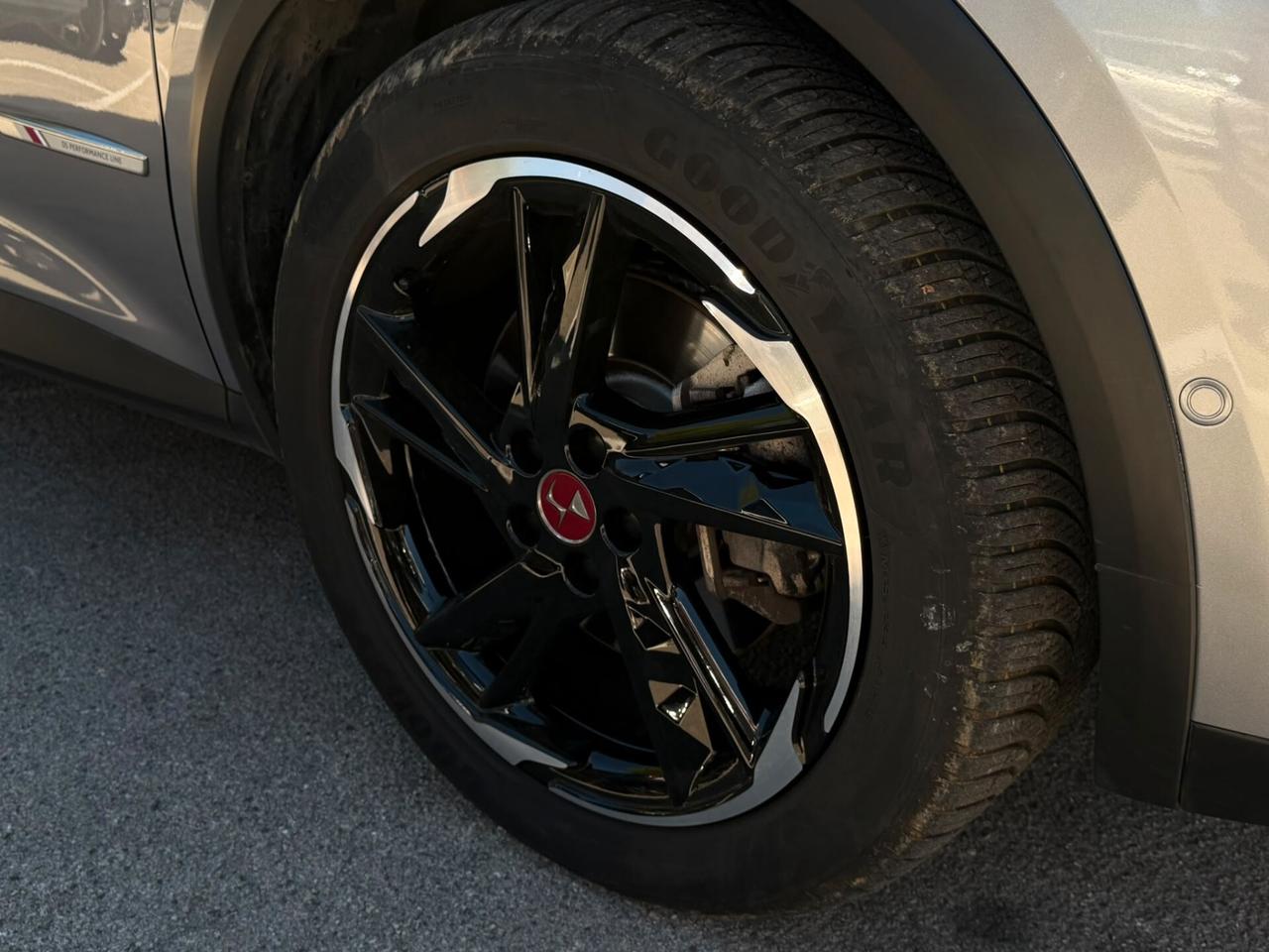 Ds 7 Crossback E-Tense Performance Line