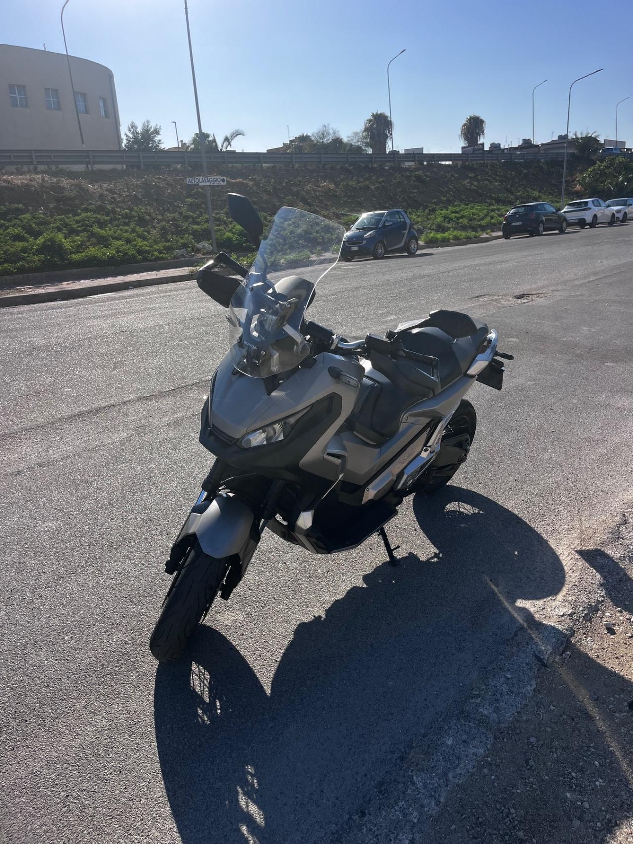 Honda ADV 350 2023 bauletto paravento