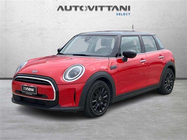 MINI Mini 5 Porte 1.5 Twin Power Turbo Cooper Essential