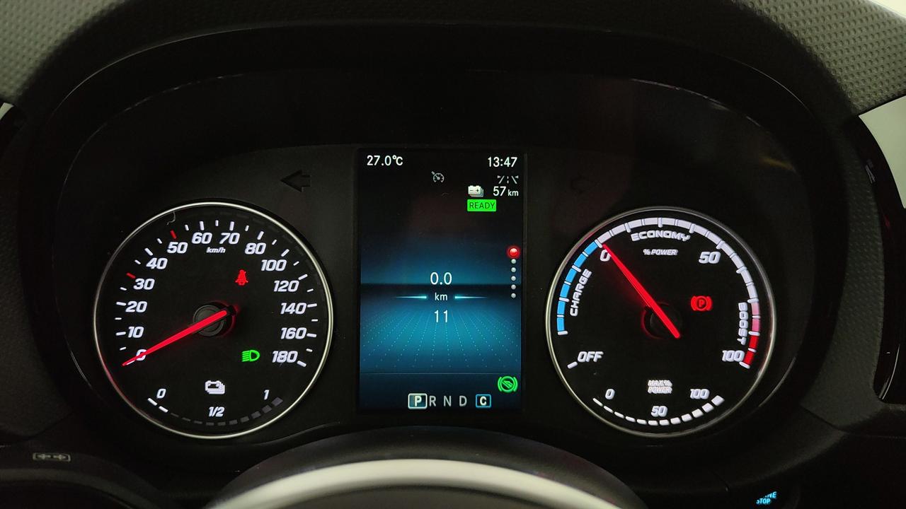 Mercedes-Benz EQT 200