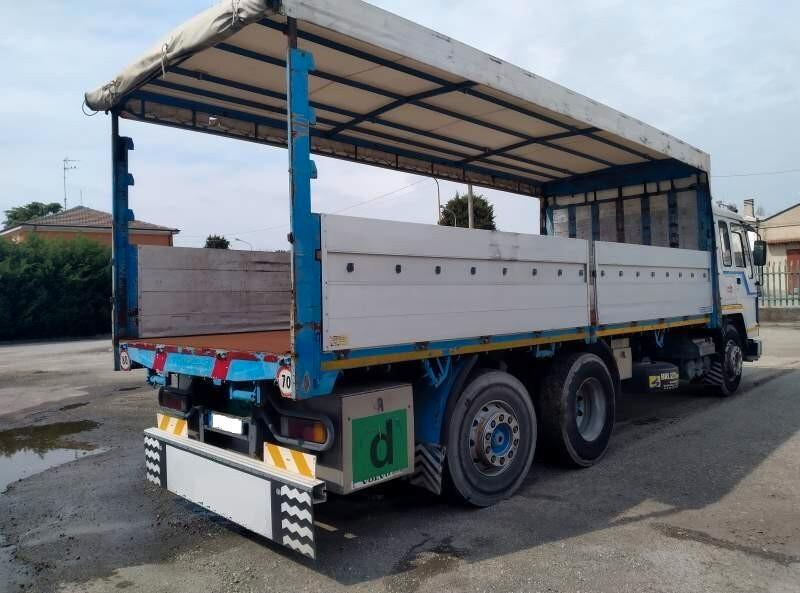 VOLVO FL10 TURBO 6X2 CASSONE A SPONDE