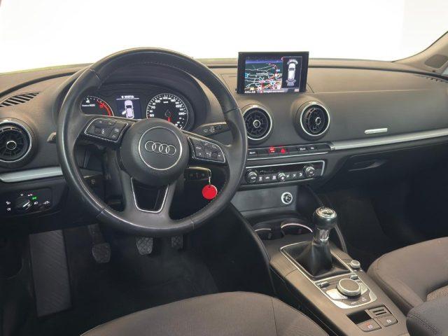 AUDI A3 1.6 TDI 116 CV Business