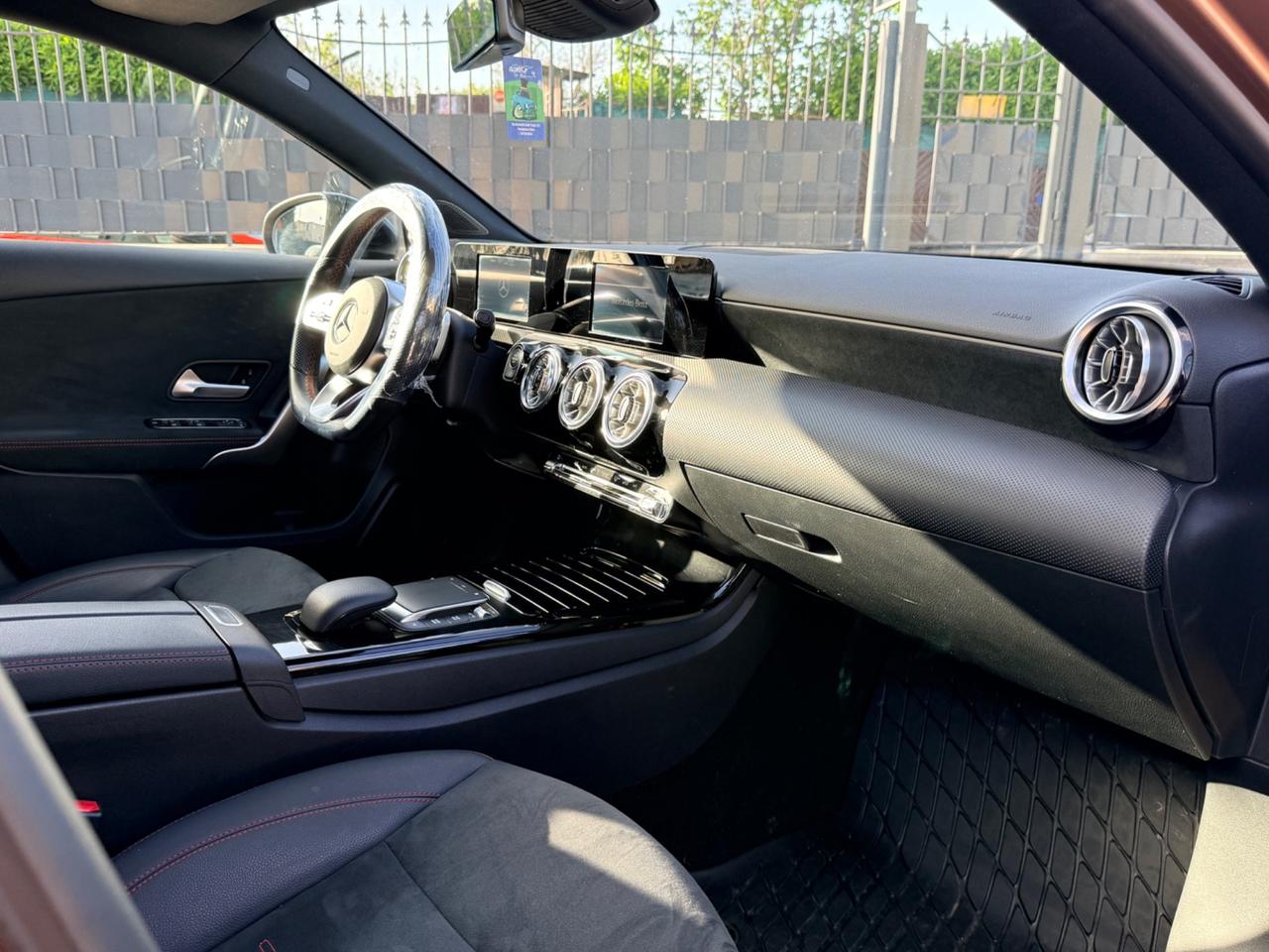 Mercedes-benz A 200 d Automatic Premium 2022