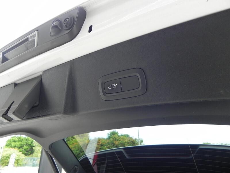 Volvo XC40 D3 AWD Geartronic Business Plus