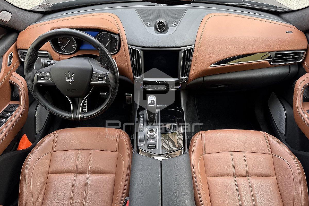 MASERATI Levante V6 430 CV S AWD Gransport