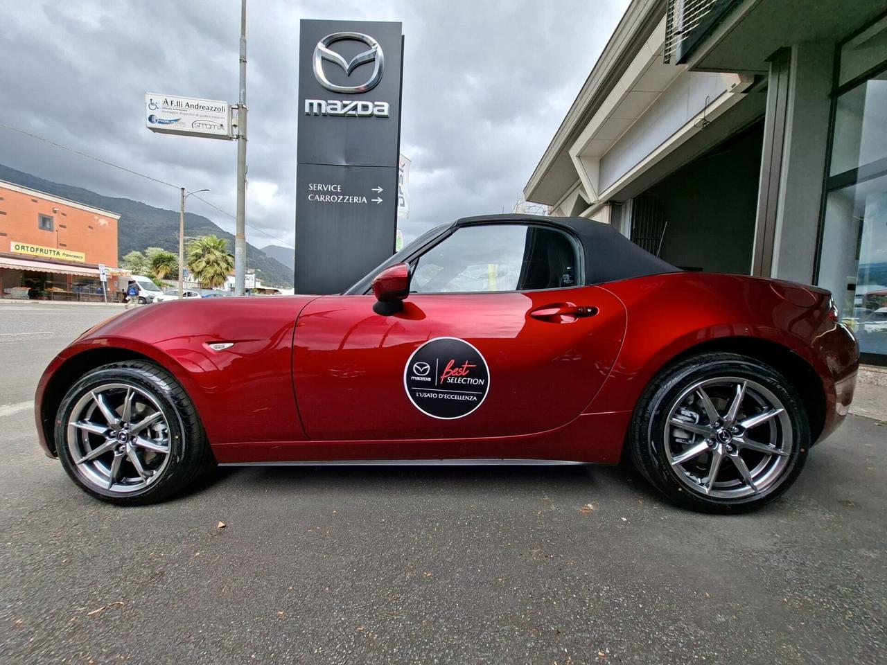 Mazda MX-5 1.5L Skyactiv-G Exclusive-Line