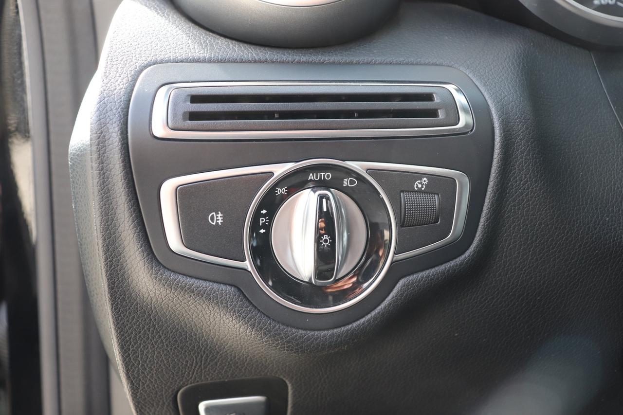 Mercedes-benz C 220 d amg Coupé Premium Plus night edition