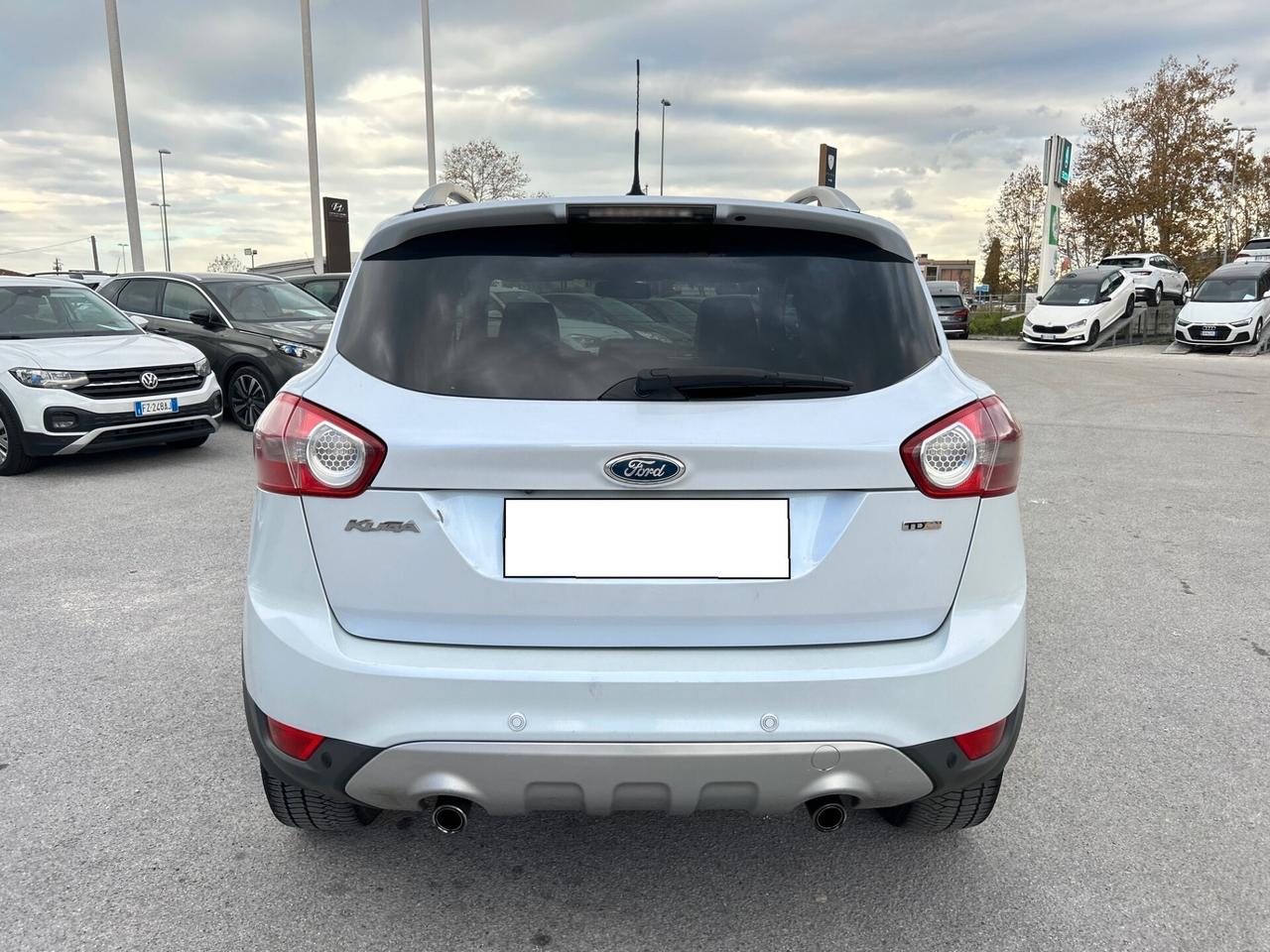 Ford Kuga 2.0 TDCi 136 CV 4x4 4WD TITANIUM