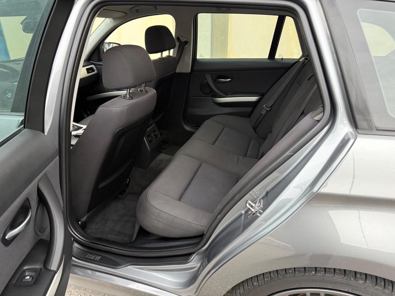 Bmw 318d 2.0 143CV cat Touring Futura