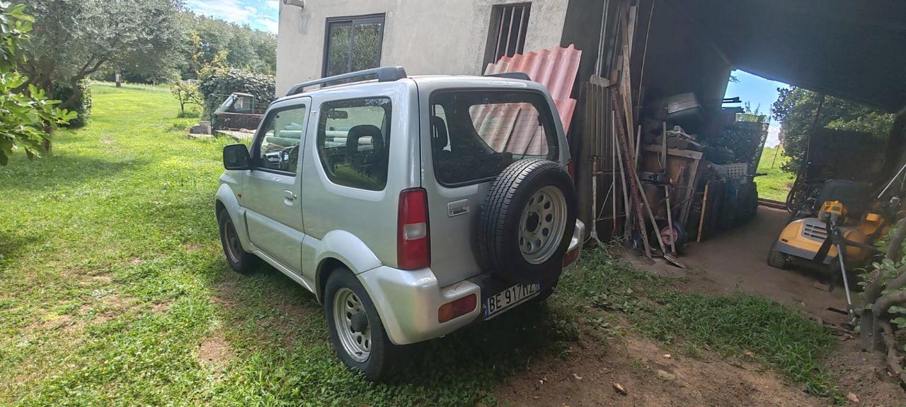 Suzuki Jimny 1.3i 16V cat 4WD JLX