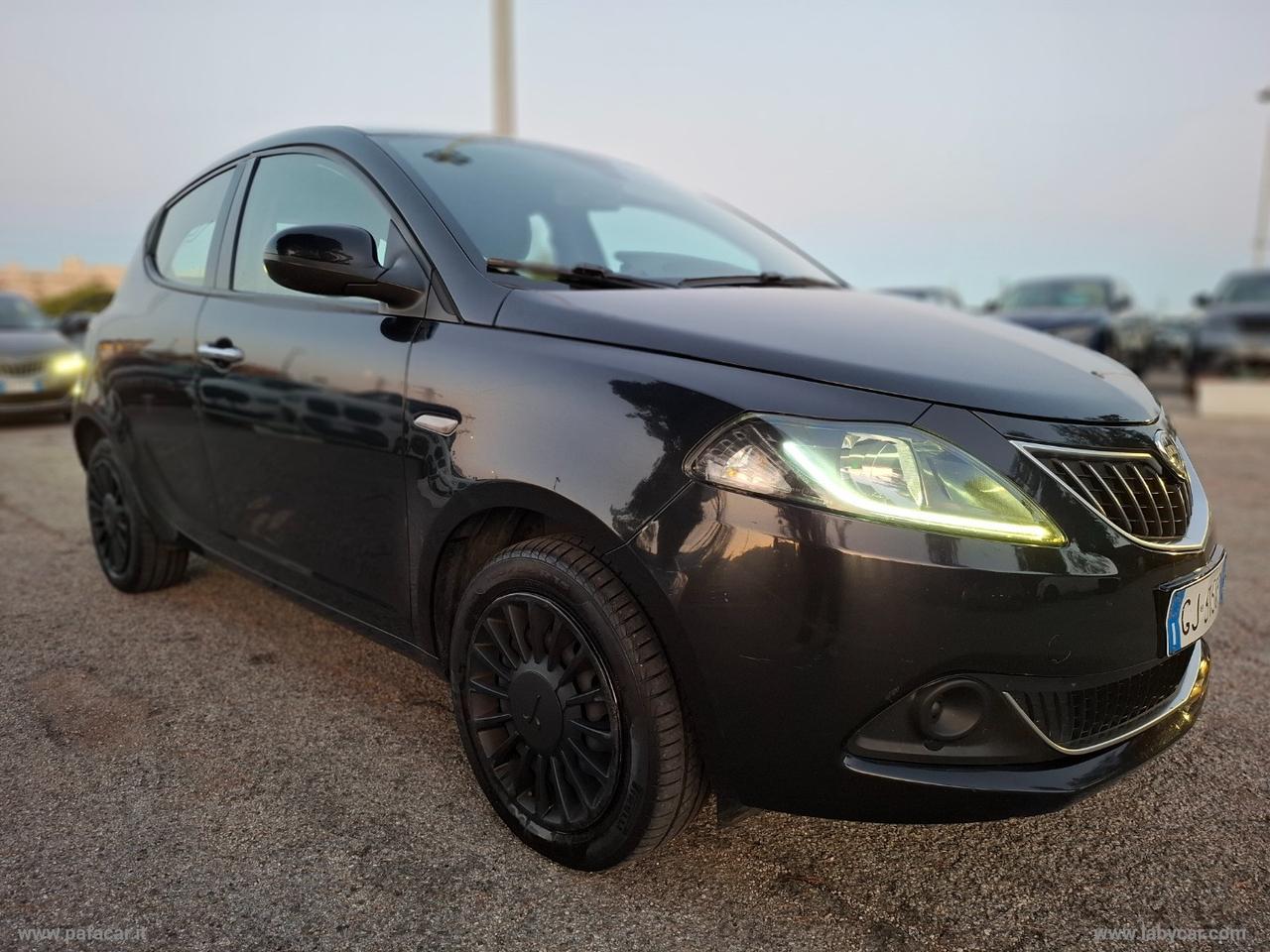 LANCIA Ypsilon 1.0 FireFly 5p.S&S Hybrid Silver
