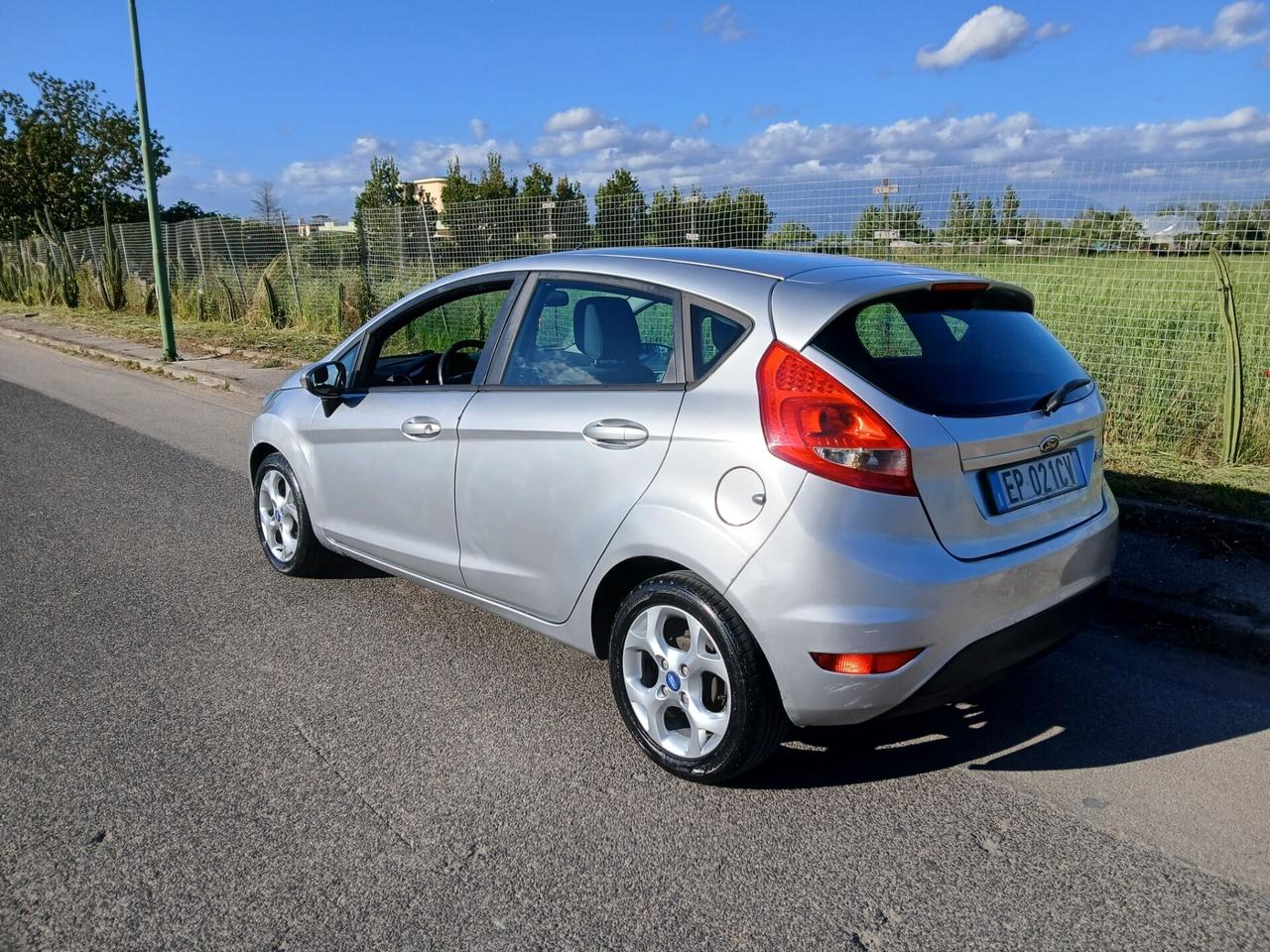 Ford Fiesta 1.4 5p GPL Titanium KM CERTIFICATI