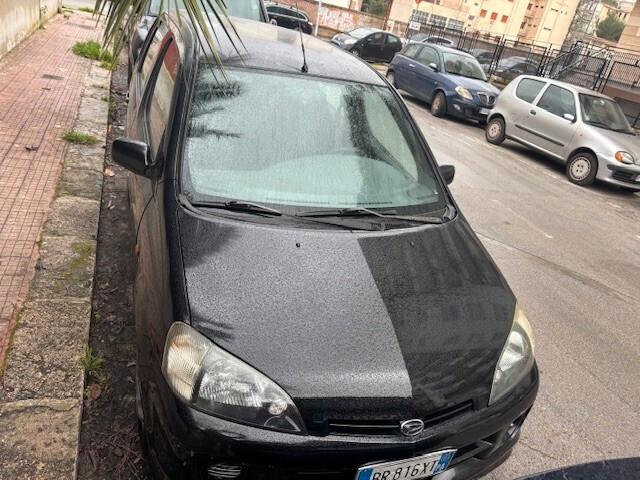 Daihatsu YRV anche permuta o scambi0