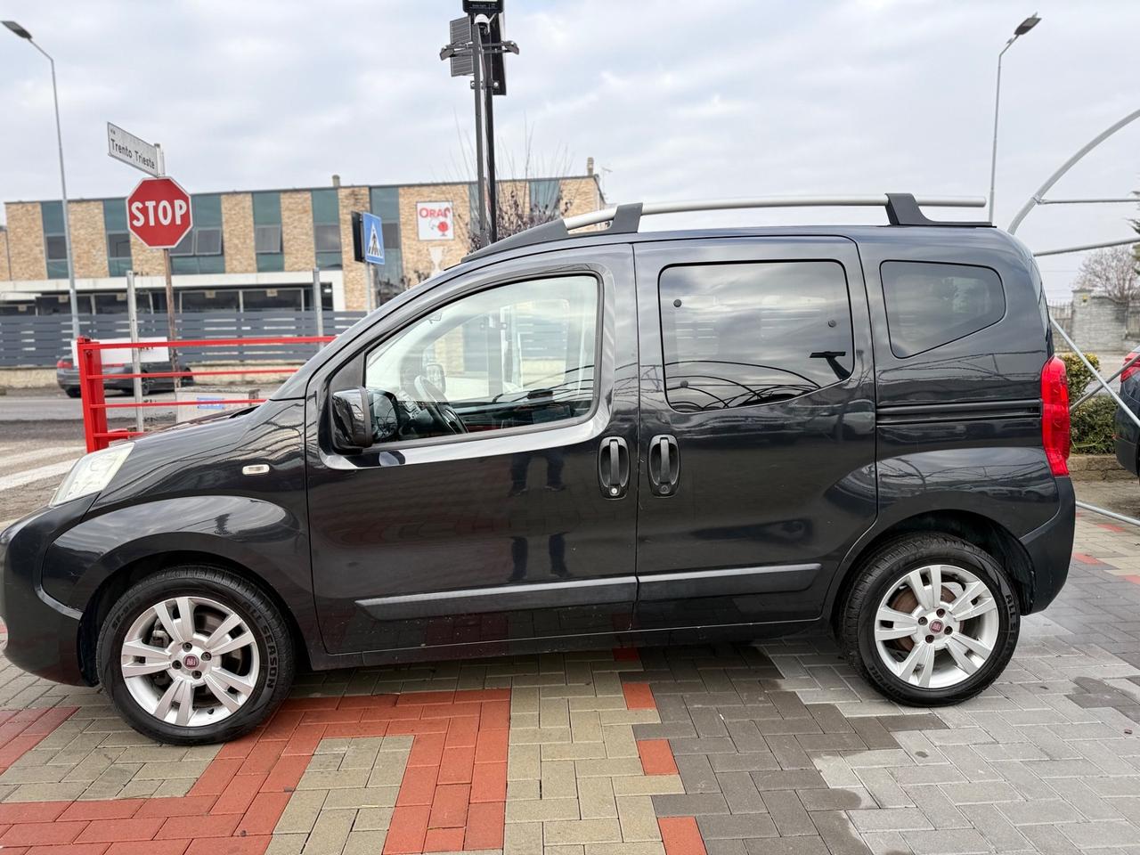 Fiat Qubo 1.3 MJT 95 CV Trekking GANCIO TRAINO