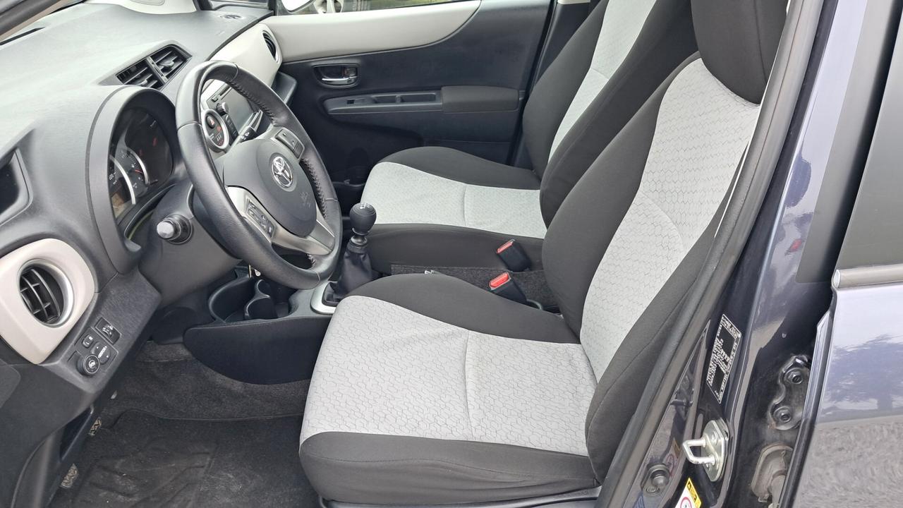 Toyota Yaris 1.3 5 porte Lounge Gpl