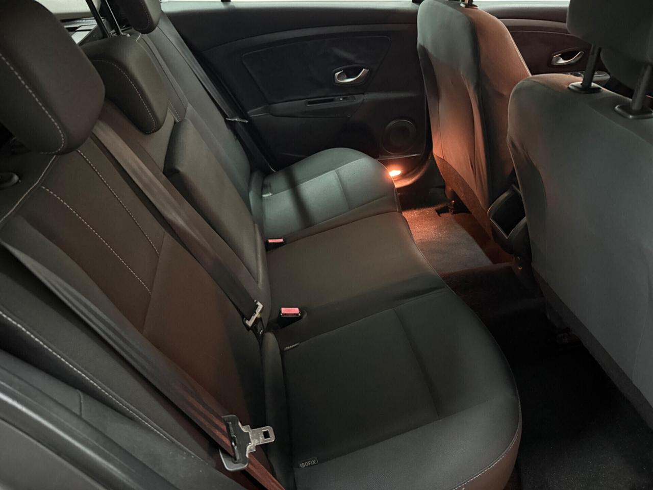 Renault Megane 1.5 dCi 110CV SporTour - 2011