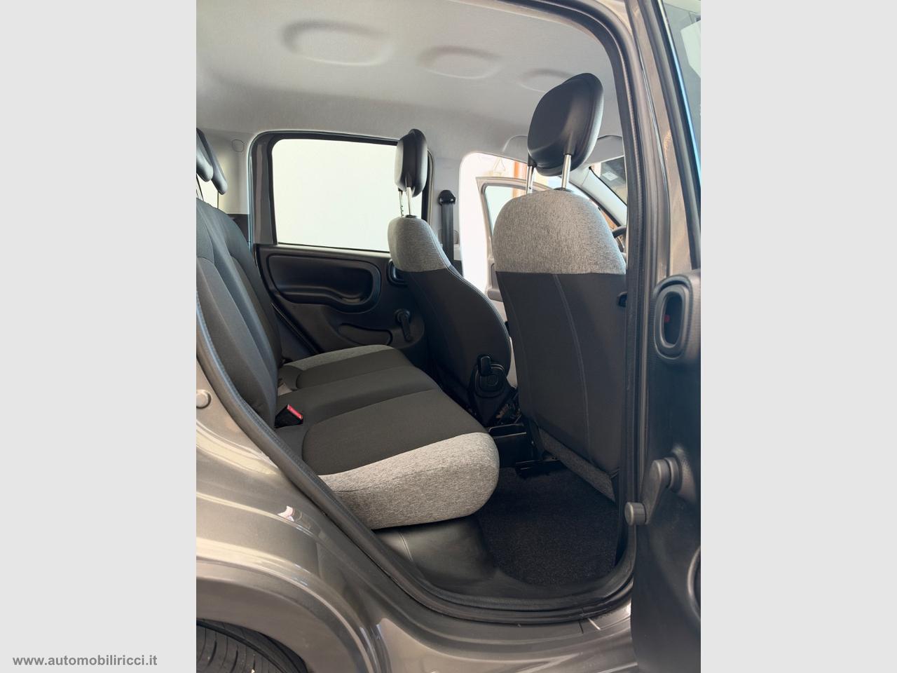FIAT Panda 1.0 FireFly S&S Hybrid CITY LIFE