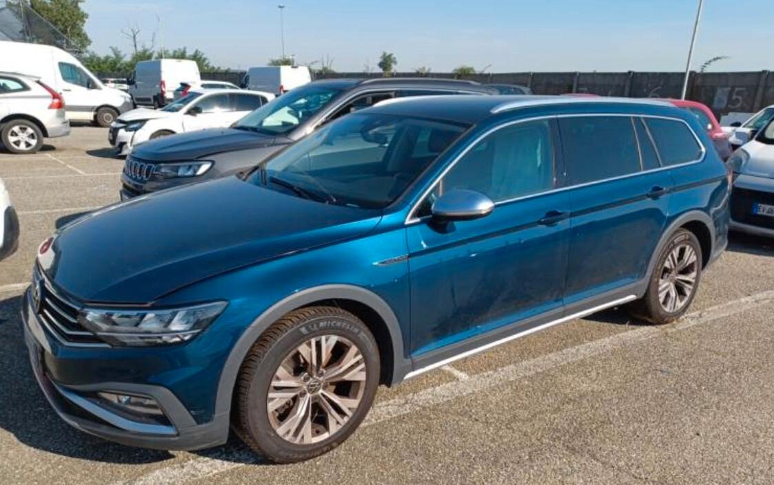 Volkswagen Passat Variant 2.0 TDI SCR 200 CV 4MOTION DSG Executive