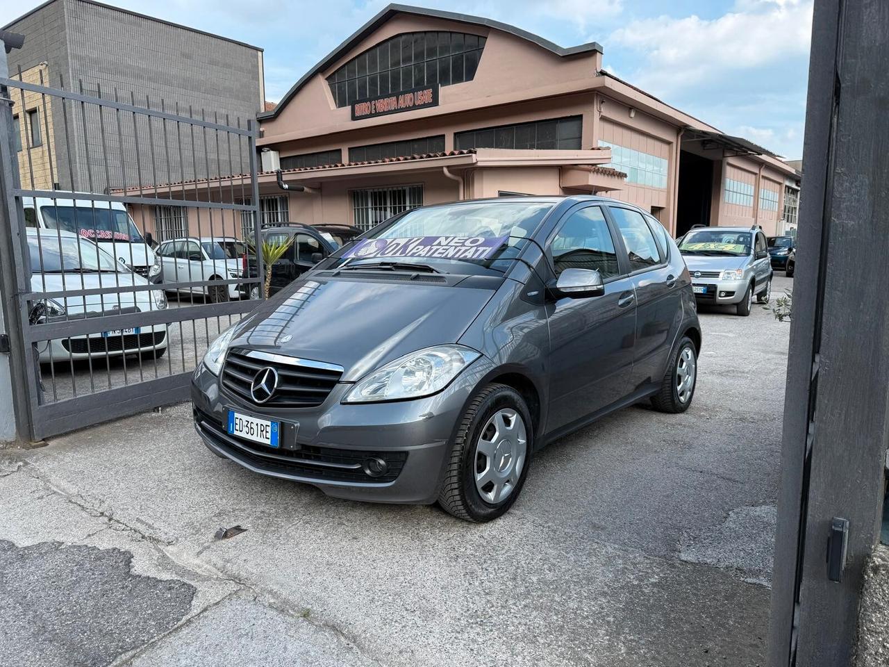 Mercedes-benz A 160 BlueEFFICIENCY Special Edition ok NEOP