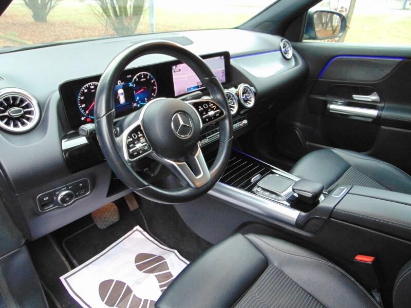 MERCEDES GLA (H247) GLA 200 Automatic ...