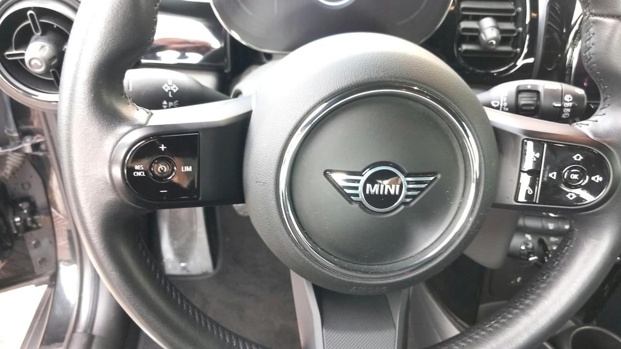 Mini One LED SHZ PDC NAVI