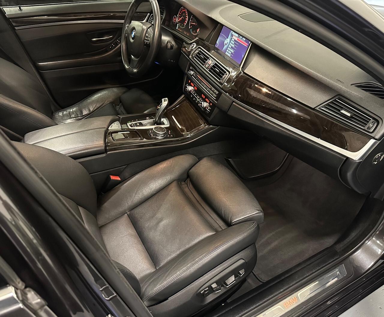 Bmw 530d xDrive 258CV Touring Luxury