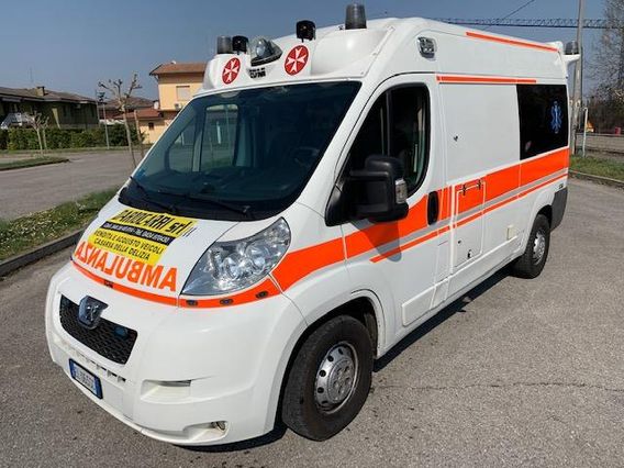 AMBULANZA PEUGEOT BOXER 3.0HDI