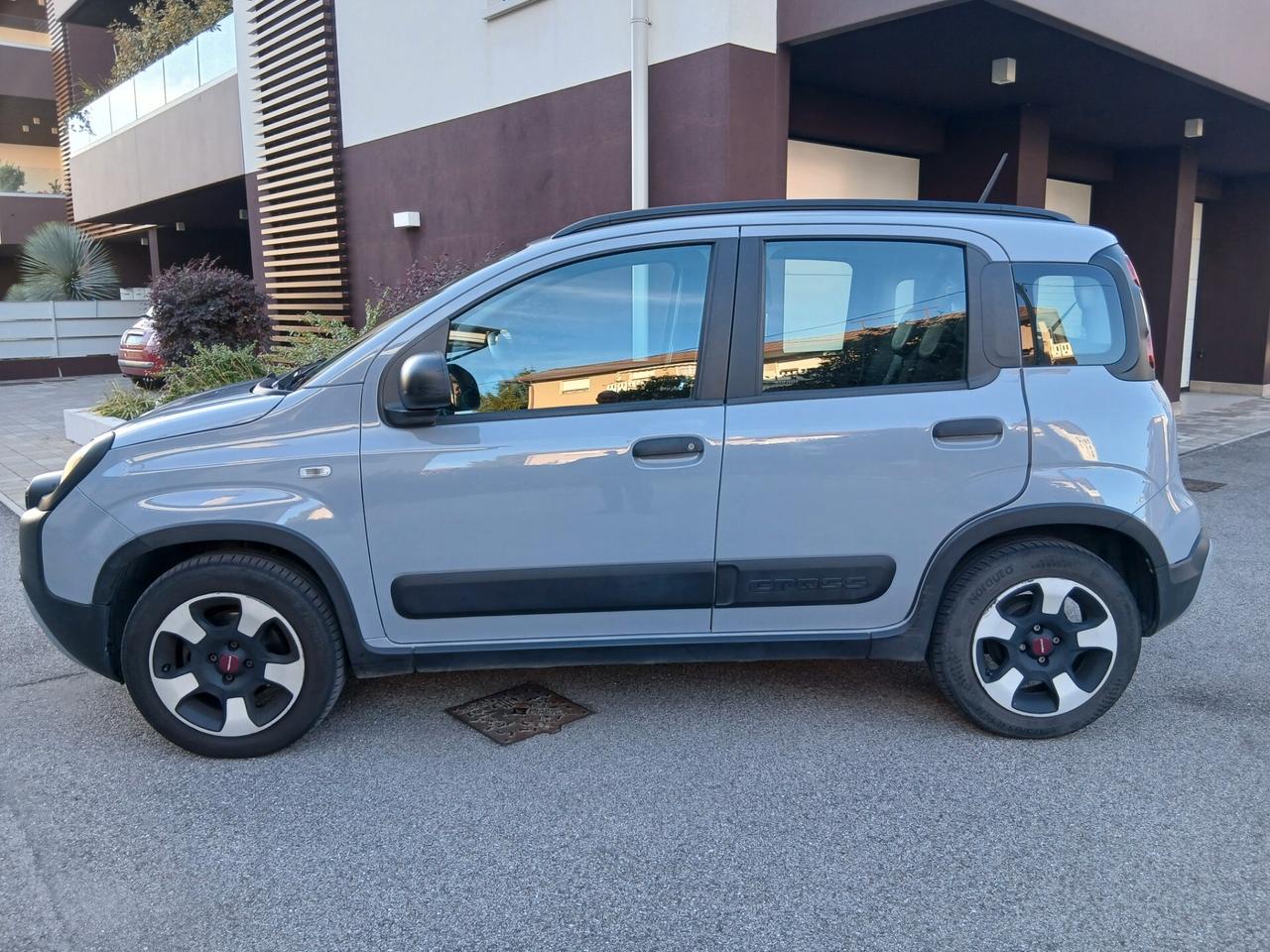 Fiat Panda 1.0 FireFly S&S Hybrid City Cross tua a € 199 mese