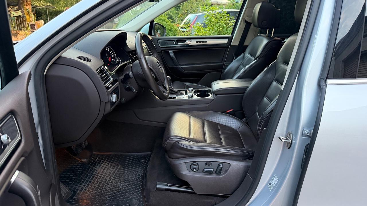 Volkswagen Touareg 3.0 TDI 262 CV tip. BlueMotion Technology Executive