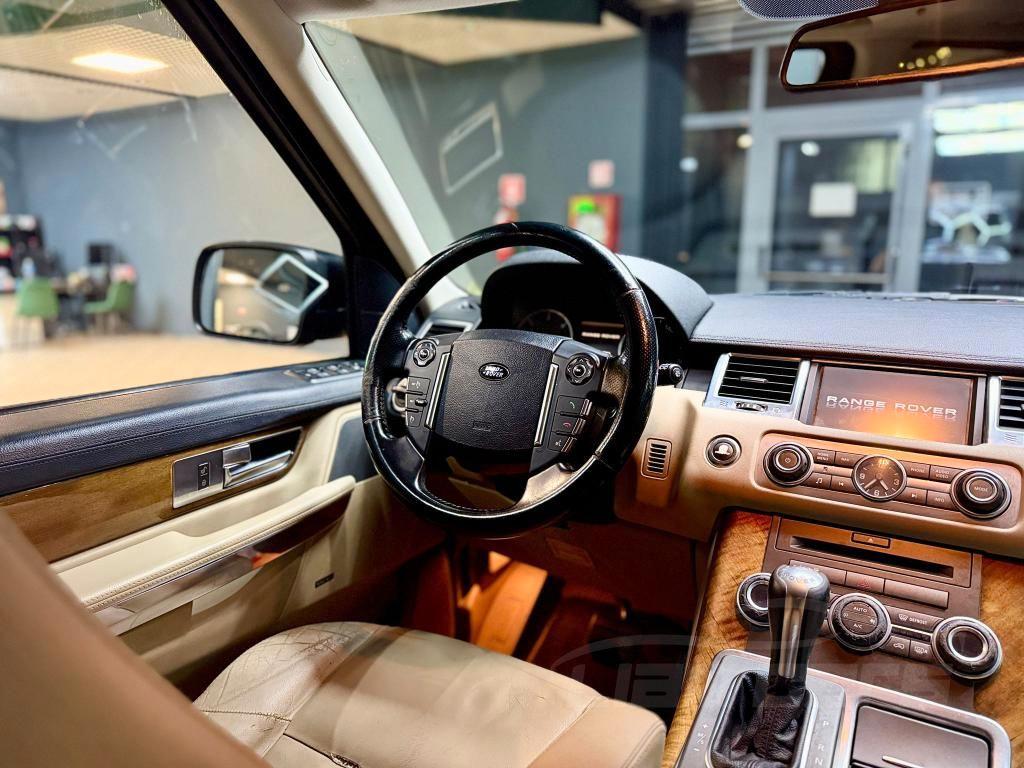 Land Rover Range Rover Sport 3.0 tdV6 HSE auto