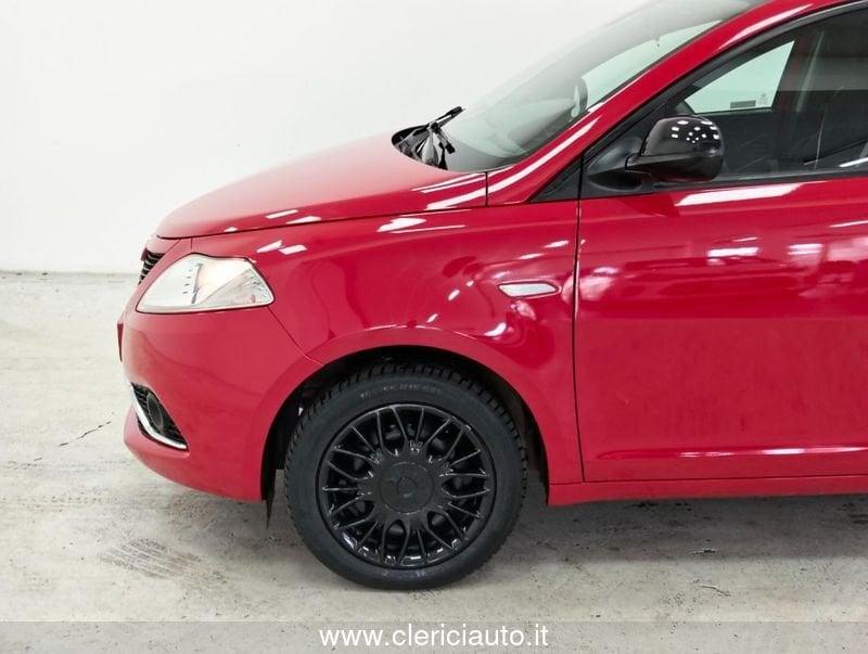 Lancia Ypsilon 1.2 69 CV 5 porte Gold