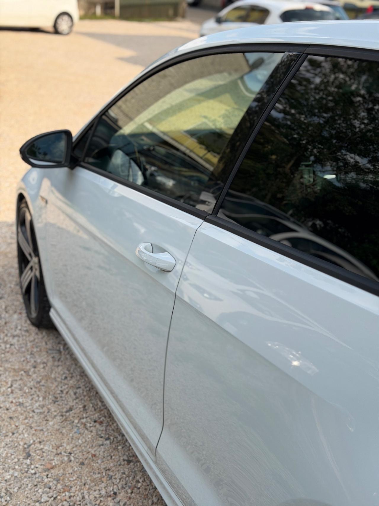 Volkswagen Golf R 2.0 TSI DSG 4MOTION 5p. BMT