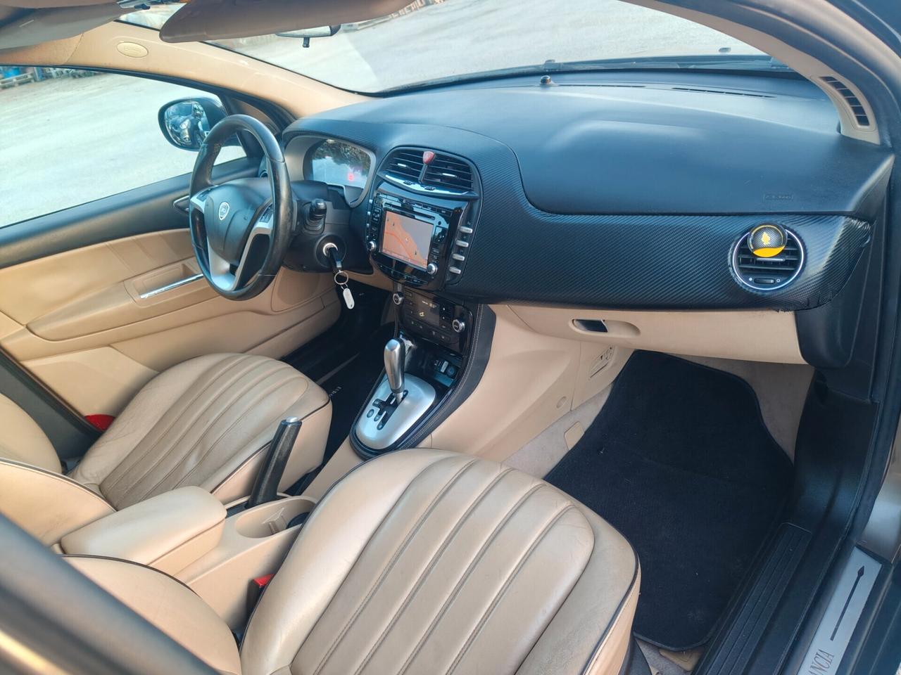 Lancia Delta 1.6 MJT Selectronic Platinum