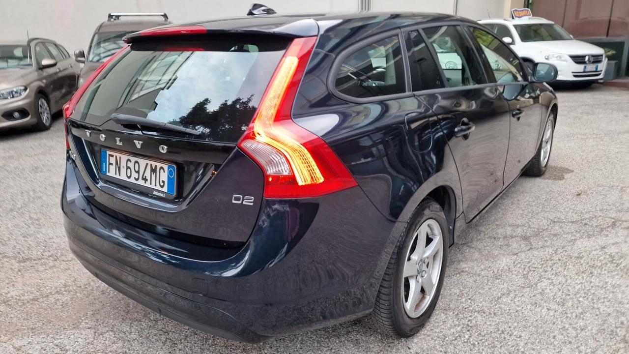 Volvo V60 D2 Geartronic Edition x Neopatentati