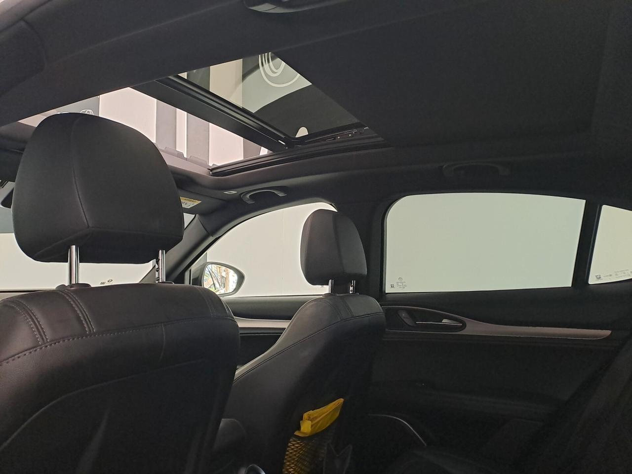Alfa Romeo Stelvio 2.2 Turbodiesel 210 CV AT8 Q4 Executive