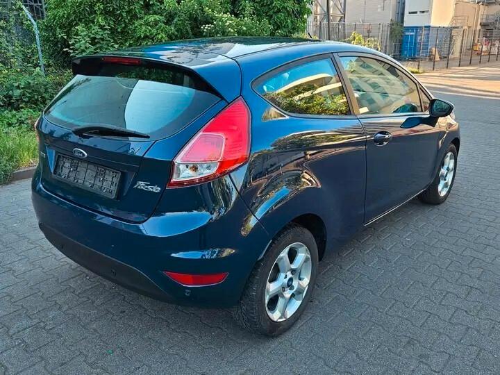 Ford Fiesta 1.0 80CV 3 porte Titanium OK NEO PATENTATI
